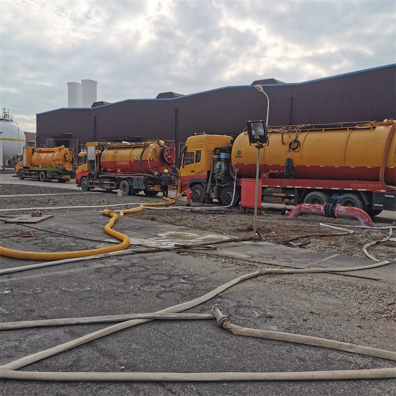 霍城污水池清理