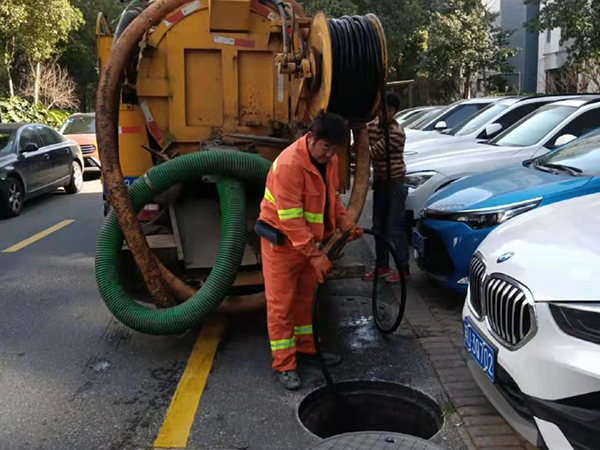 霍城排污管道清淤